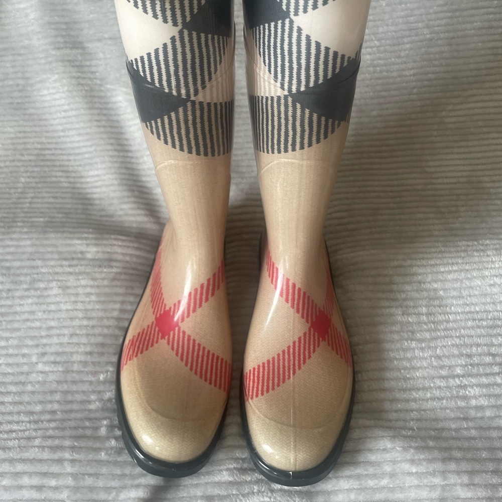 Burberry Plaid Rain Boots